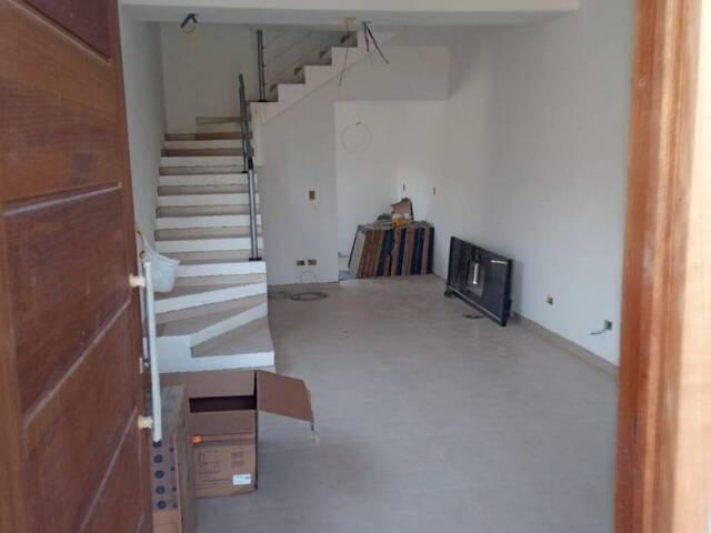 #4649 - Casa para Venda em Bom Jesus dos Perdões - SP
