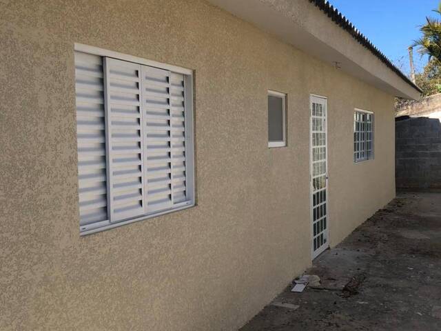 #4689 - Casa para Venda em Bom Jesus dos Perdões - SP