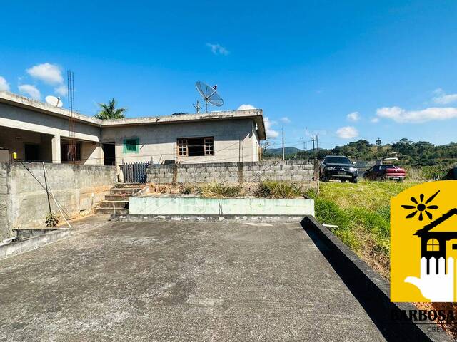 #4998 - Casa para Venda em Nazaré Paulista - SP