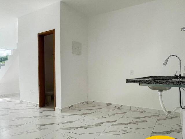 Casa para Venda em Bom Jesus dos Perdões - 5