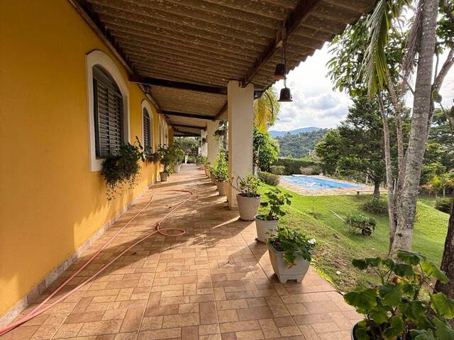 Casa para Venda em Bom Jesus dos Perdões - 5