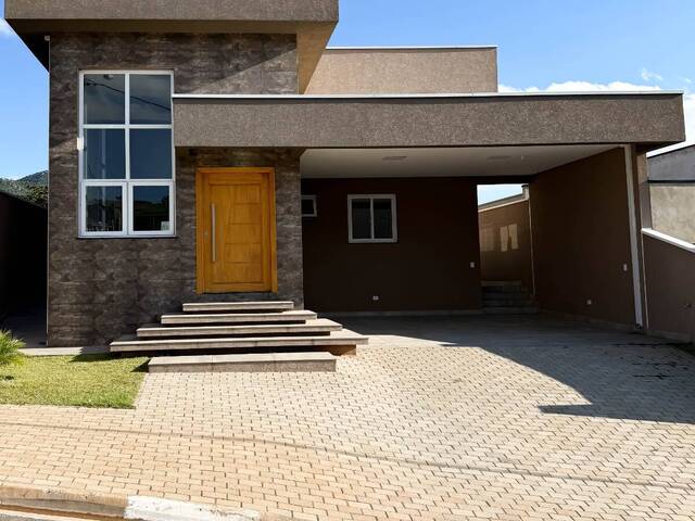Venda em Jardim dos Pinheiros - Atibaia