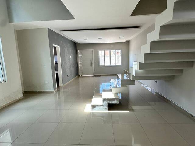 #3684 - Casa para Locação em Atibaia - SP - 2