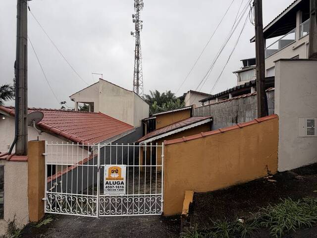 #3767 - Casa para Locação em Nazaré Paulista - SP